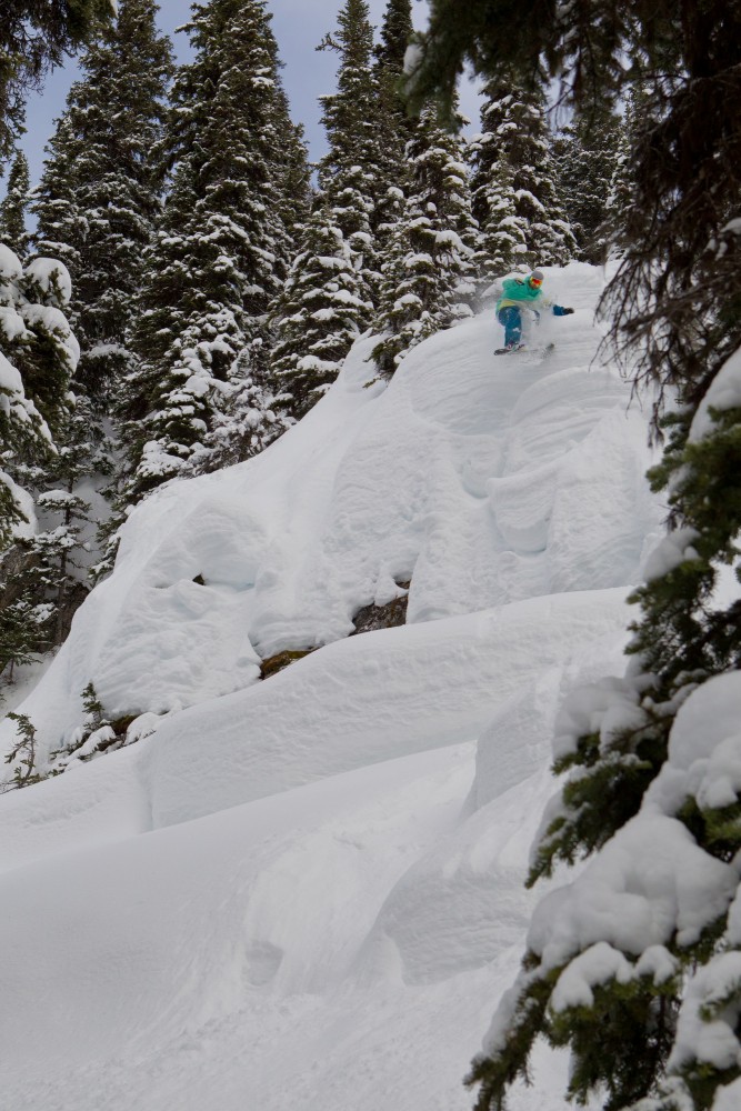 bearpaw heli-skiing helen schettini